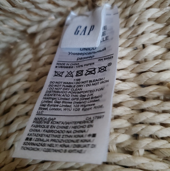 *SOLD* Gap natural straw circle bag - Picture 7 of 15